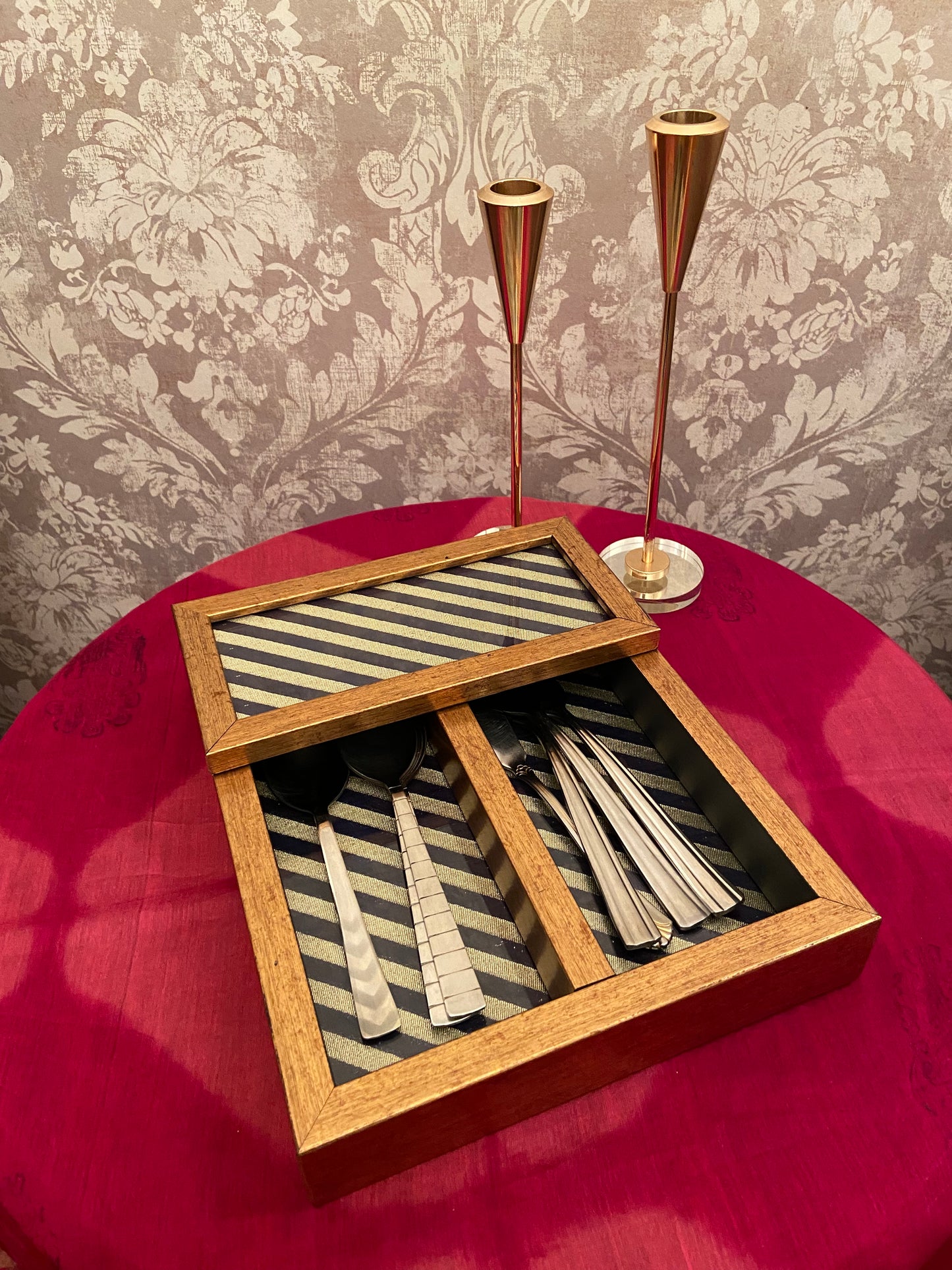 Designer Exquisite Handmade Cutlery Set - KMA4