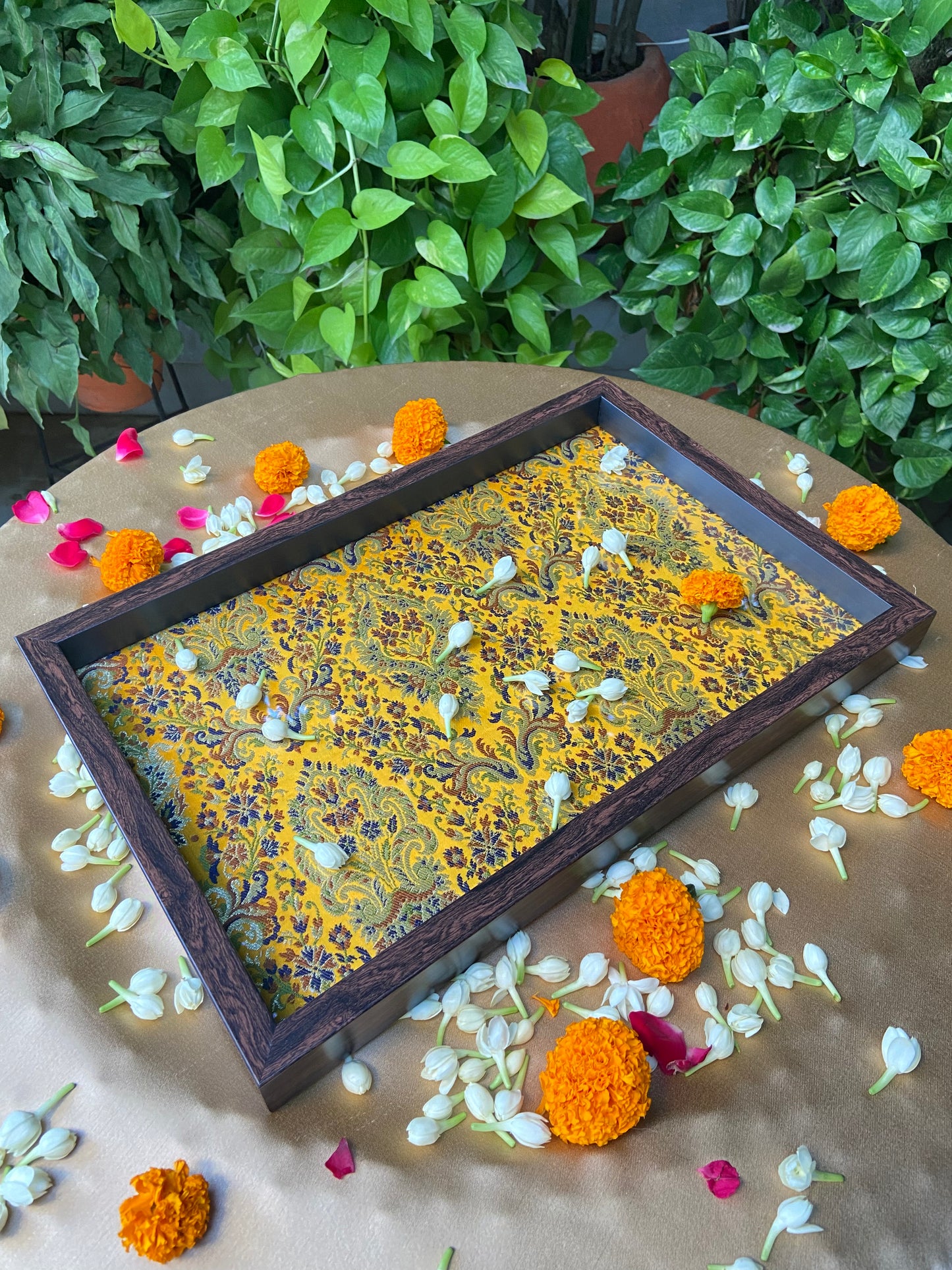 Designer Exquisite Multipurpose Tray - KMA19