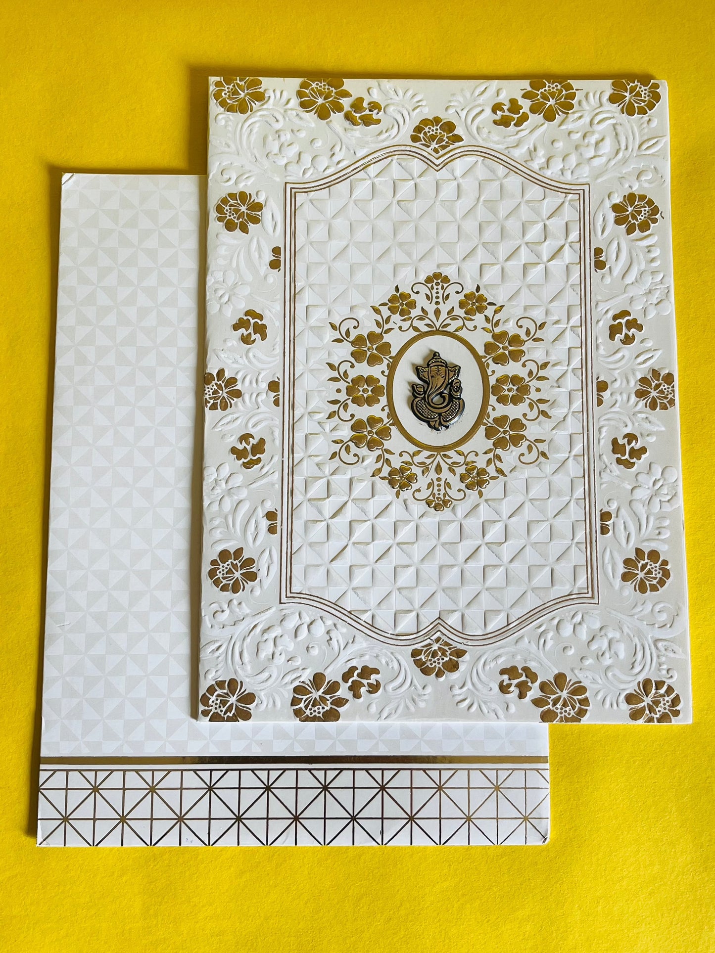 Wedding Card - CCA - 107 - Rs 22 per card