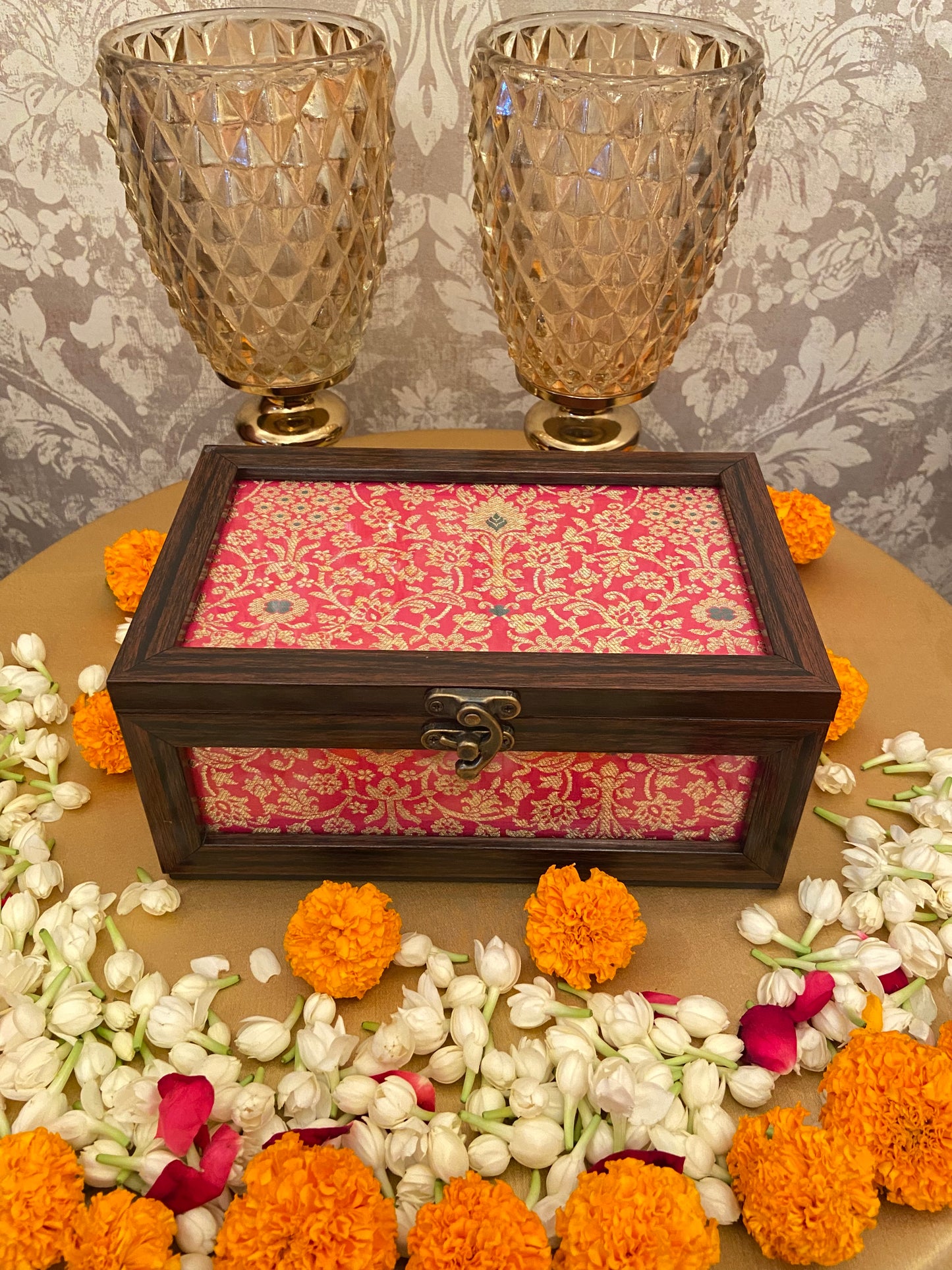 Designer Exquisite Tea Chest- KMA15