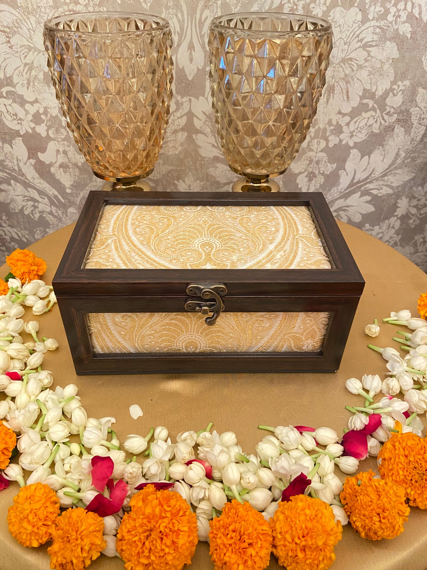 Designer Exquisite Tea Chest - KMA17